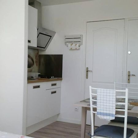 Appartamento Studio Cosy Douillet et Fonctionnel Savigny-le-Temple Esterno foto